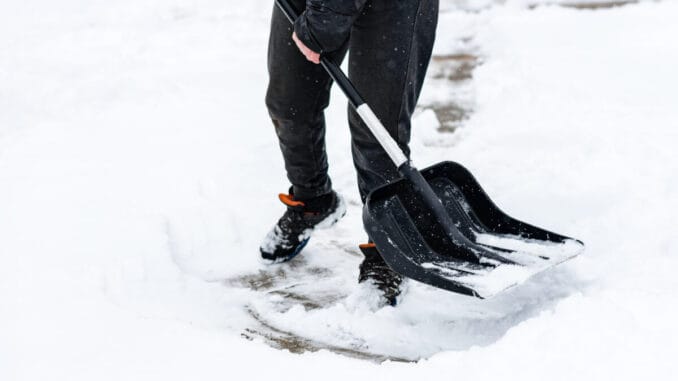Välj rätt snöskyffel – snabba tips för vintersnö! Välj rätt snöskyffel – snabba tips för vintersnö! illustration